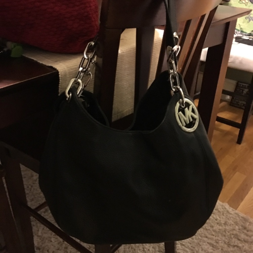Michael kors NWOT leather shoulder bag